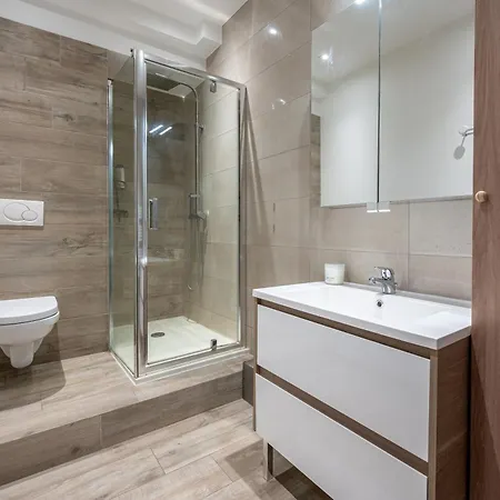 Imhost -cannes Centre Rue Hoche Palais - Croisette Apartmán